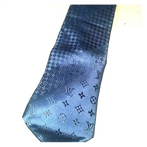 Blue Louis Vuitton Logo/Checkered Tie